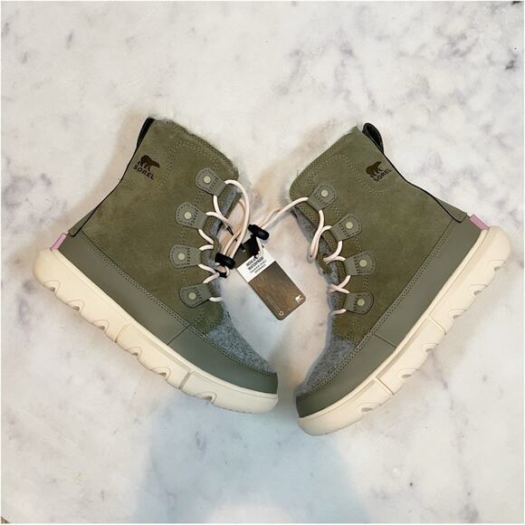 Sorel Other - For @almpilot Sorel Explorer Faux Fur Trim Snow Boots NWOB